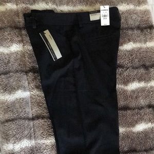 Express Editor Barely Boot Low Rise Straight Fit